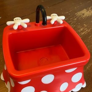 Minnie Mouse kitchen sink bucket